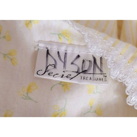 Vintage nightgown - Picture 3 of 4